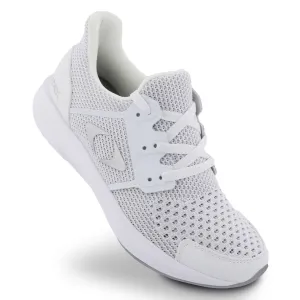 Apexfoot Women's Performance Athletic Sneaker - White -  Medium (B)