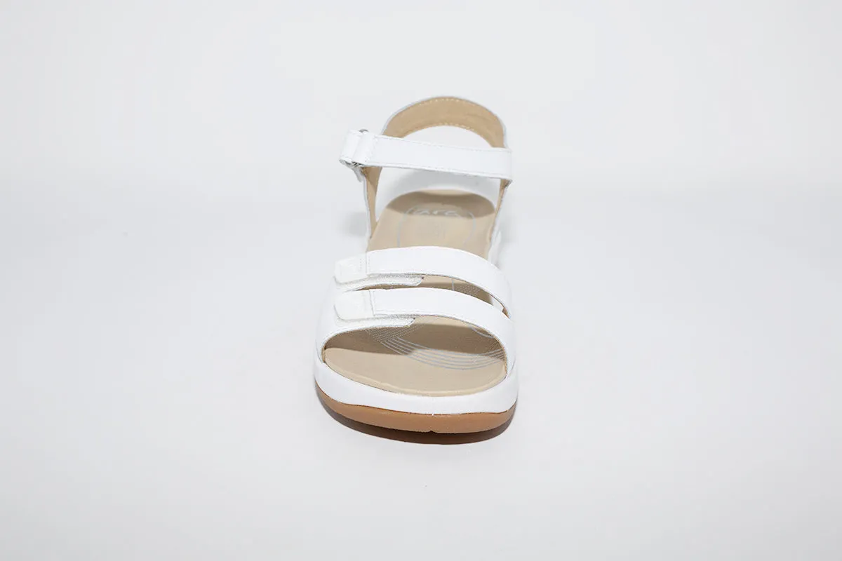 ARA - LOW WEDGE VELCRO SANDAL - WHITE LEATHER