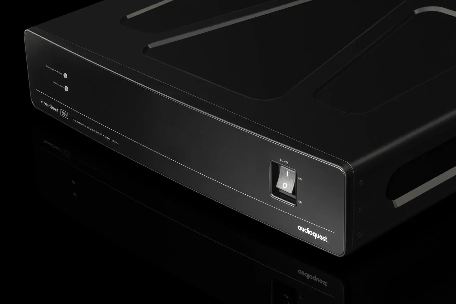 AudioQuest PowerQuest 303 12-Outlet Power Conditioner & Non-Sacrificial Surge Protector - North America