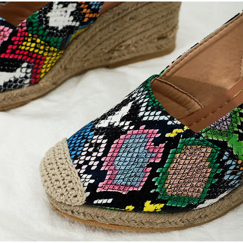 BerriesJam - Slip On Closed Toe Platform Espadrille