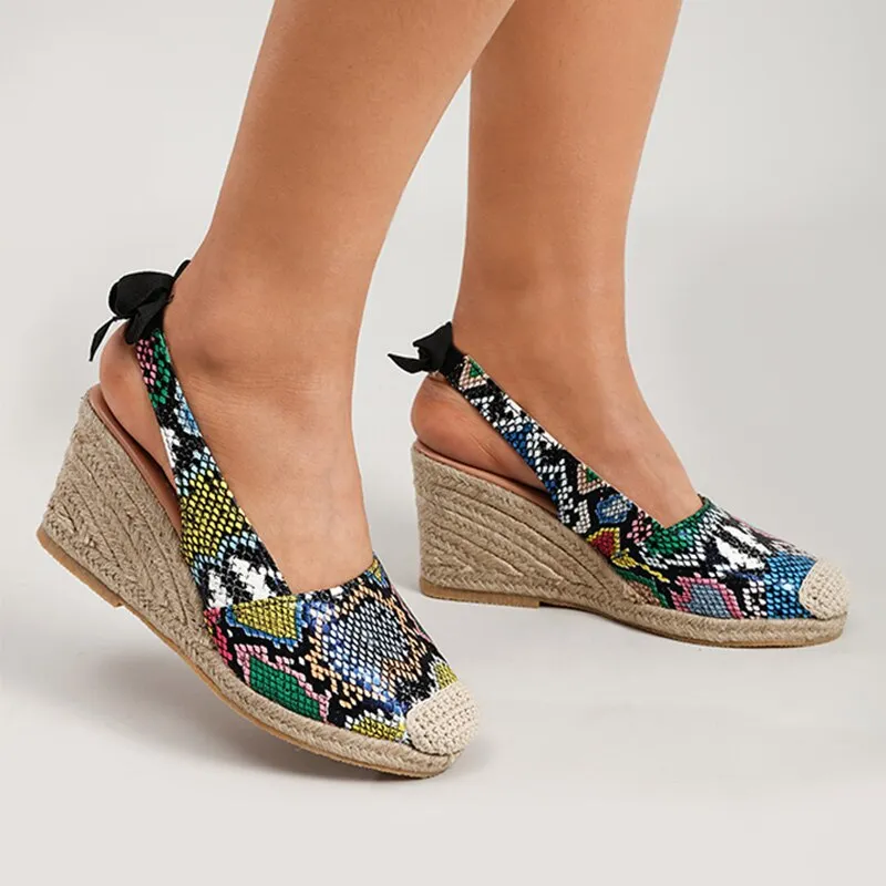 BerriesJam - Slip On Closed Toe Platform Espadrille