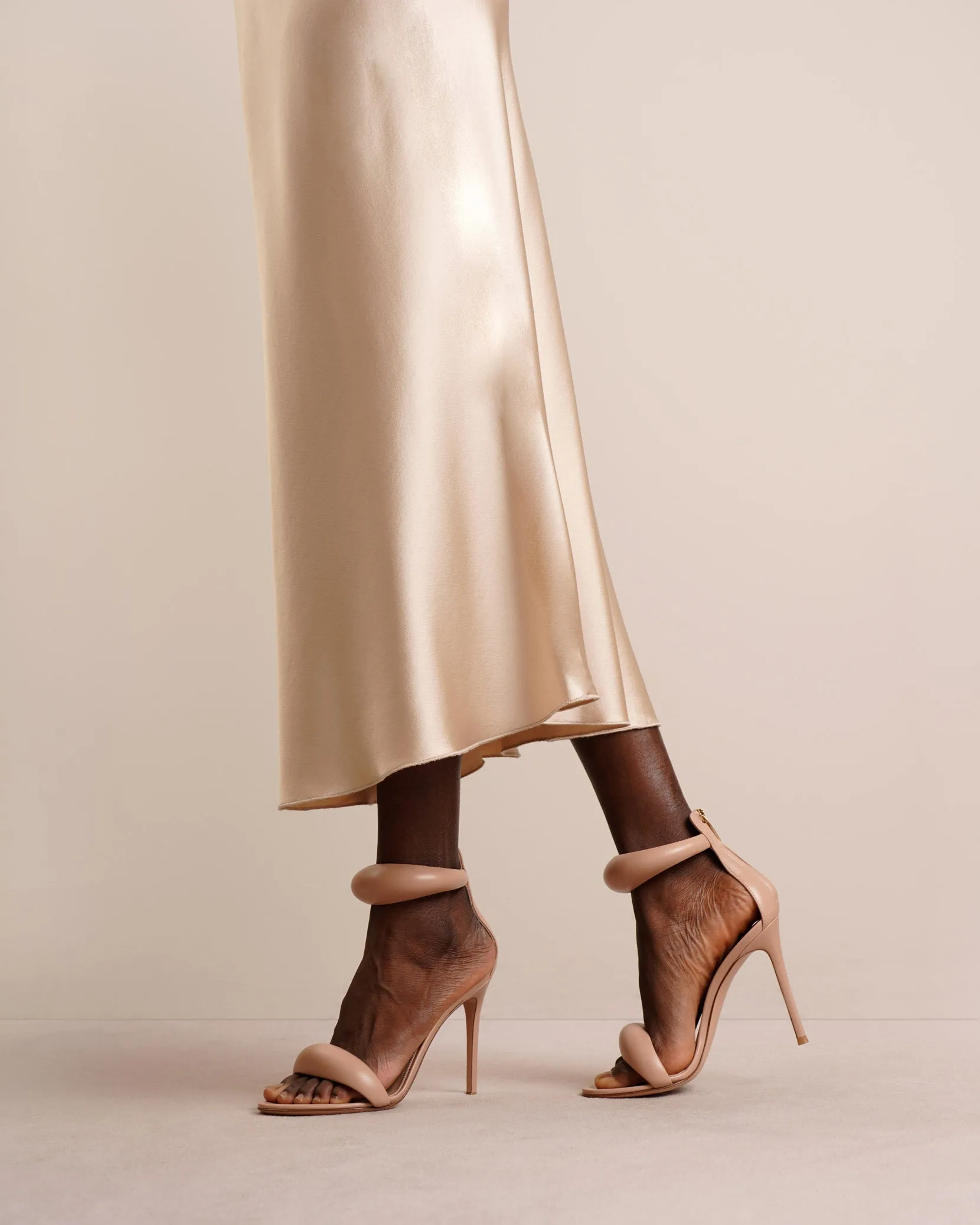 Bijoux 105 nude leather sandals