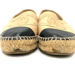 CHANEL Slip-on leather beige Espadrille M