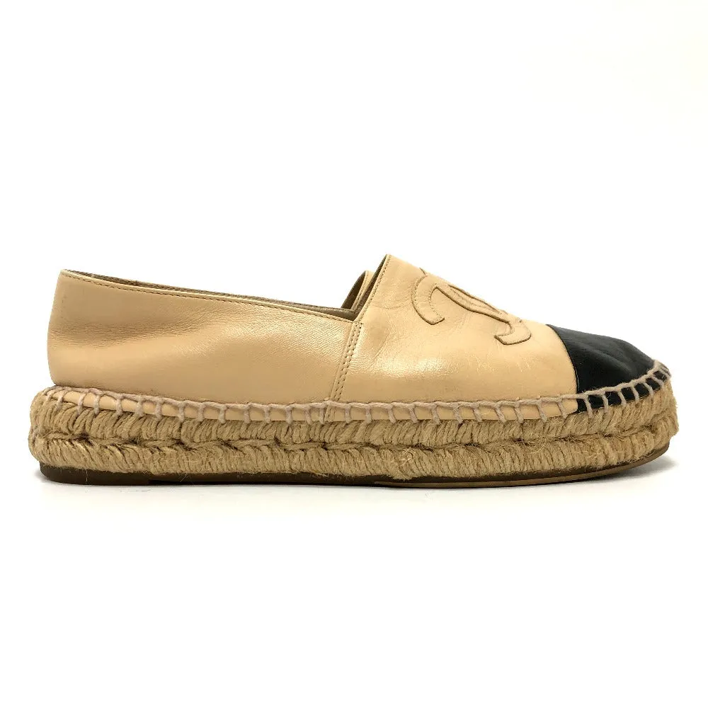 CHANEL Slip-on leather beige Espadrille M