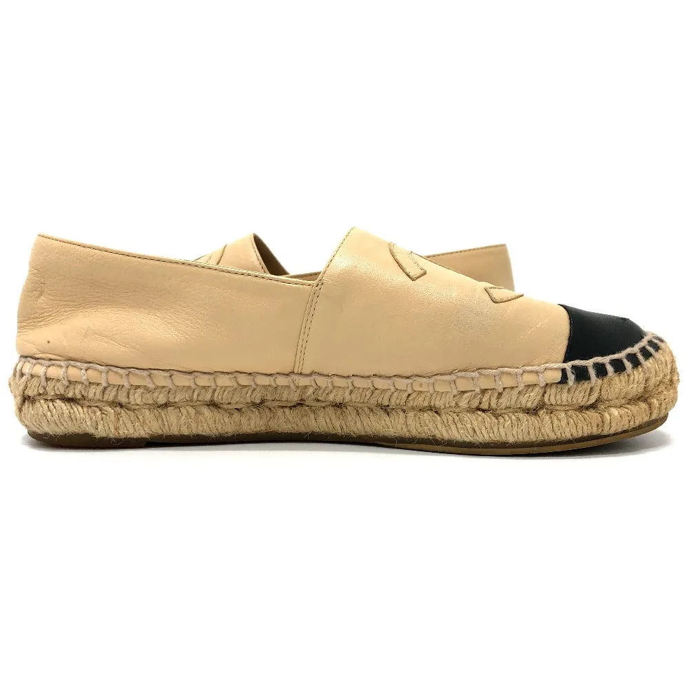 CHANEL Slip-on leather beige Espadrille M