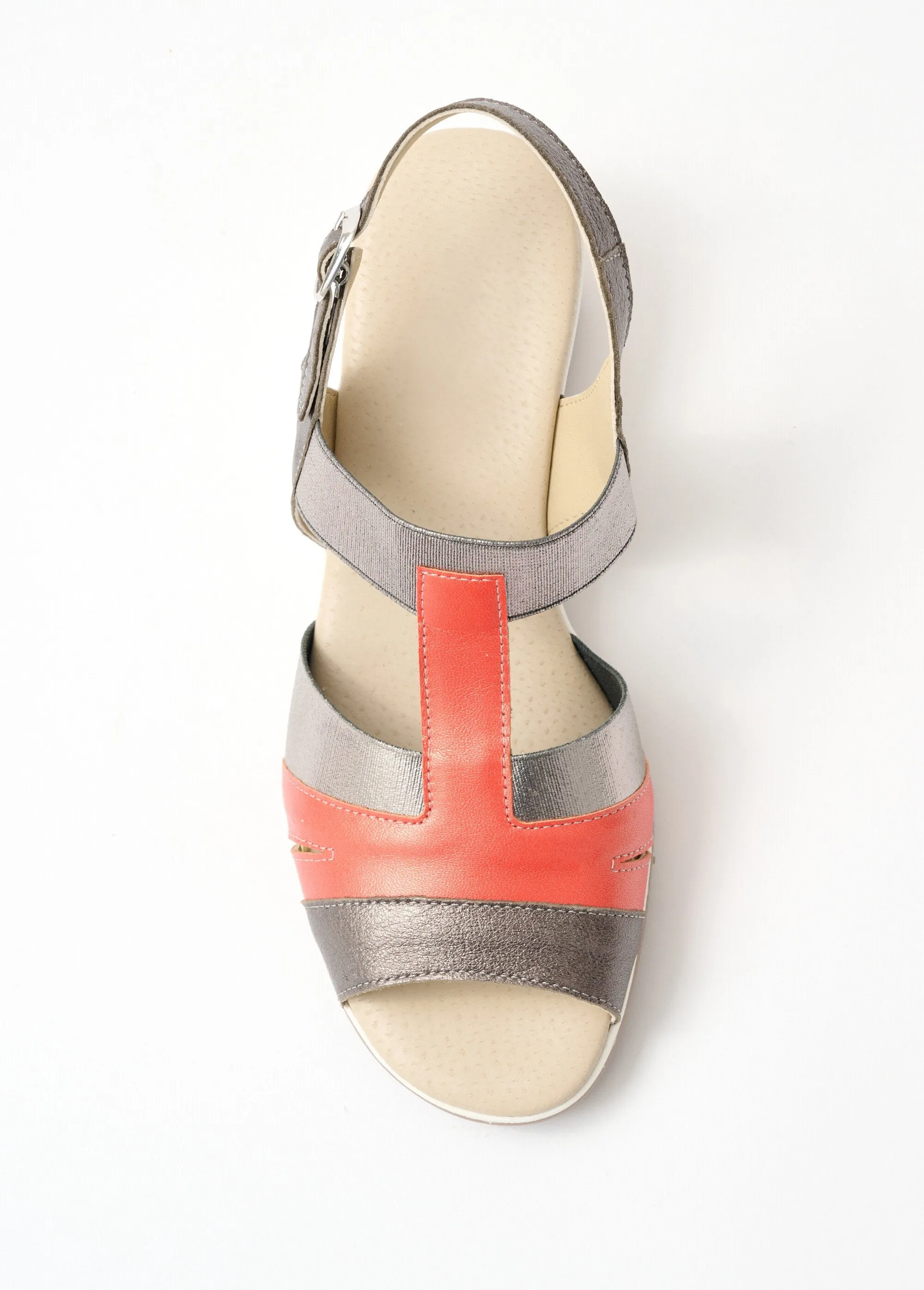 Comfort width leather sandals
