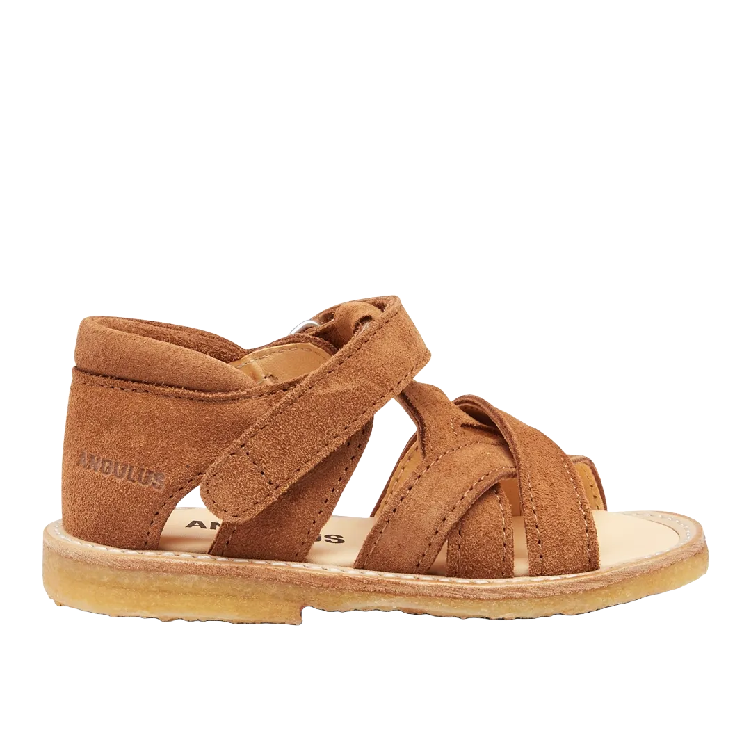 Cross sandal with open toe and velcro closure