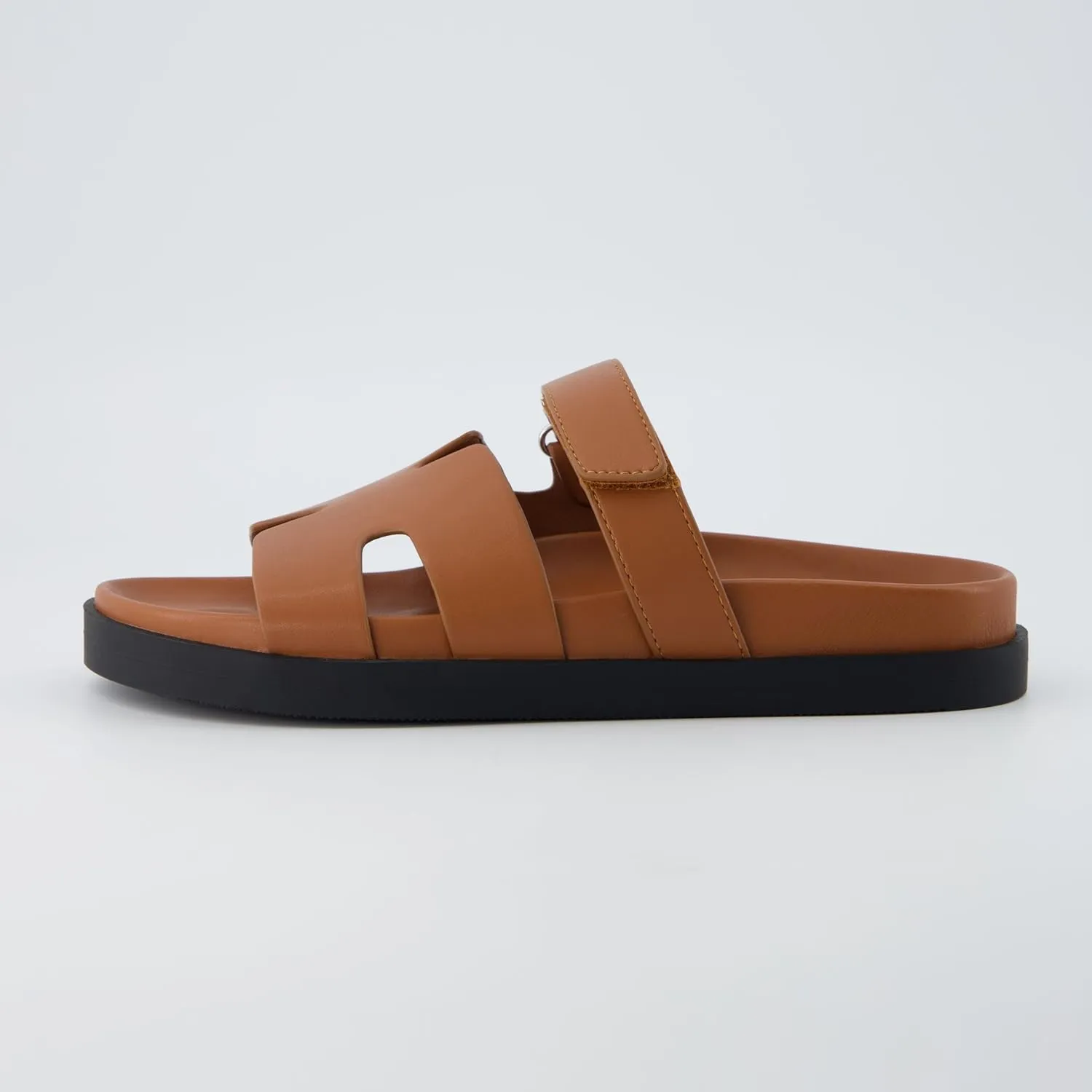 CUSHIONAIRE Women's Estate Footbed Sandal With  Comfort