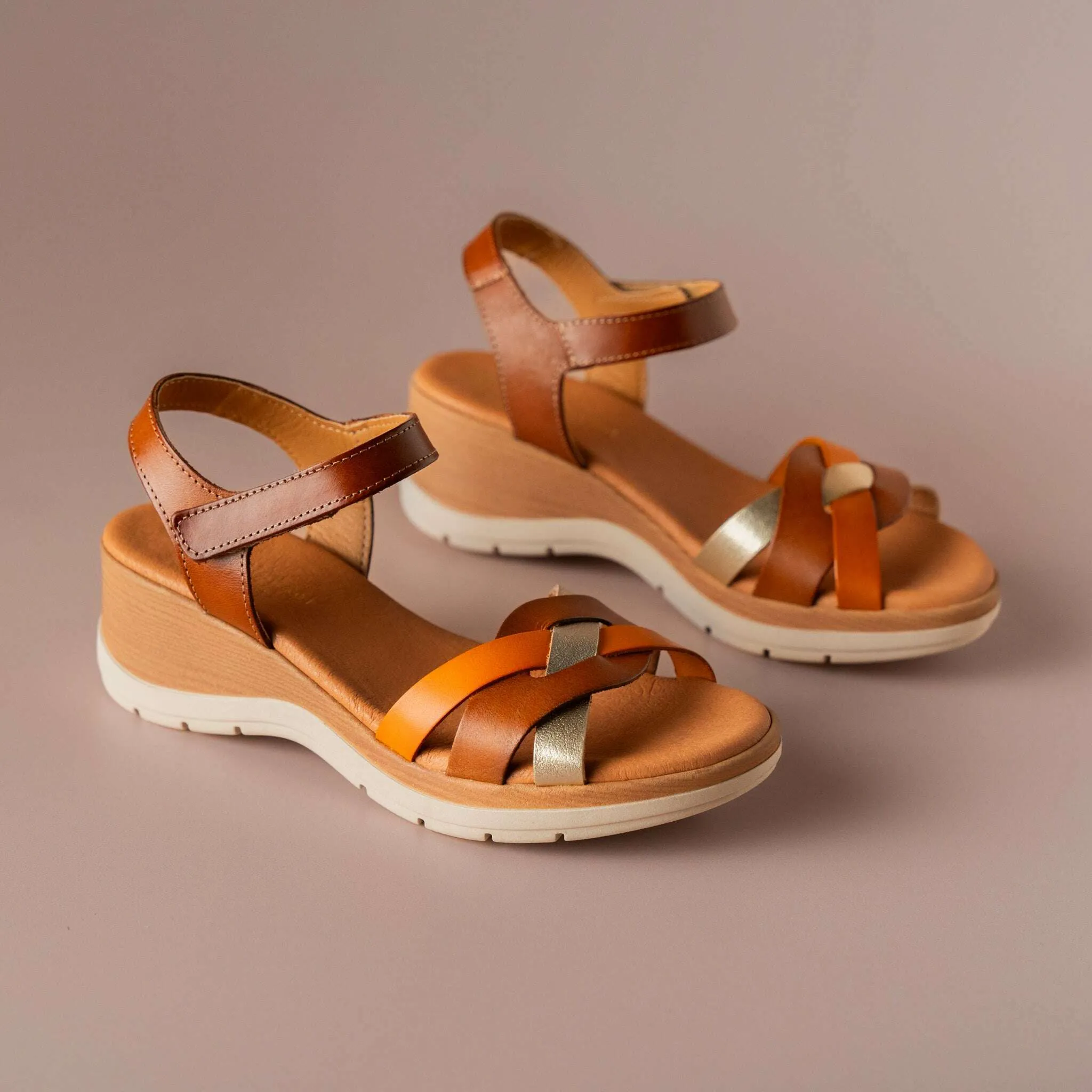 ERIC MICHAEL - Lyla Wedge Sandal