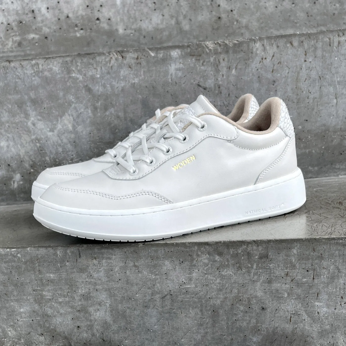 Evelyn Leather - Blanc de Blanc