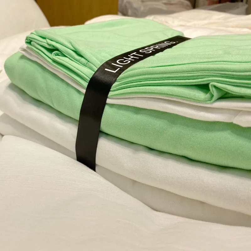 Fashionable Simple Hit Pigment Color Bed Sheet