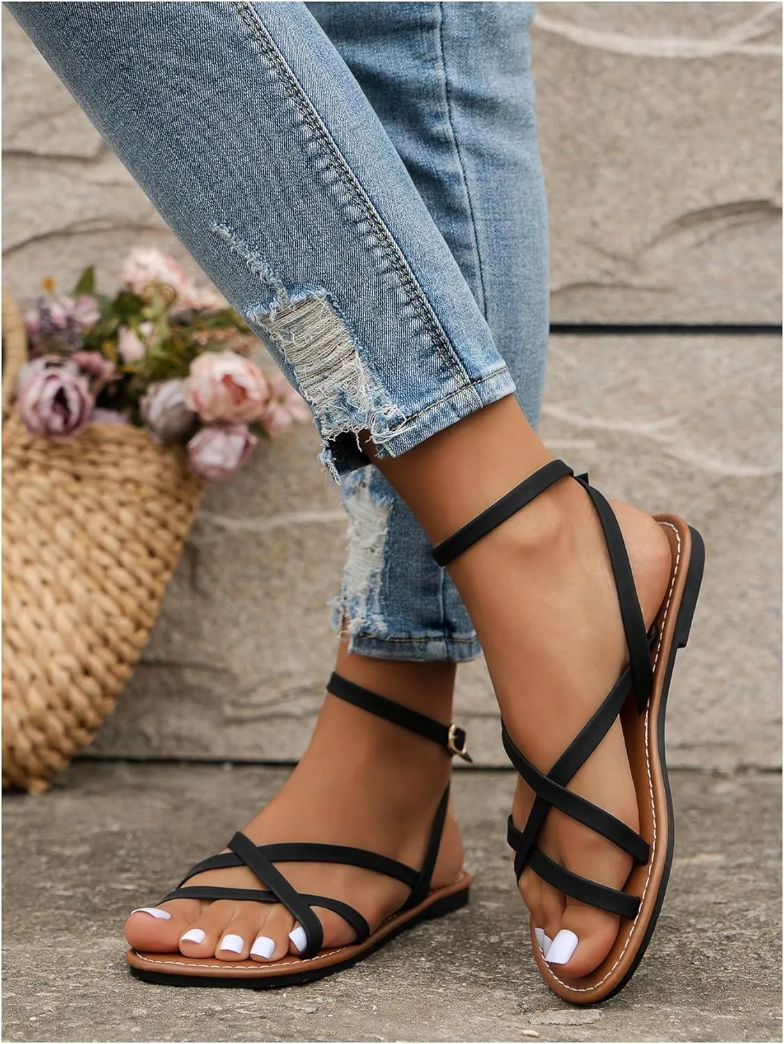 Floerns Women's Fisherman Flat Sandals Ankle Strap Criss Cross Beach Sandals