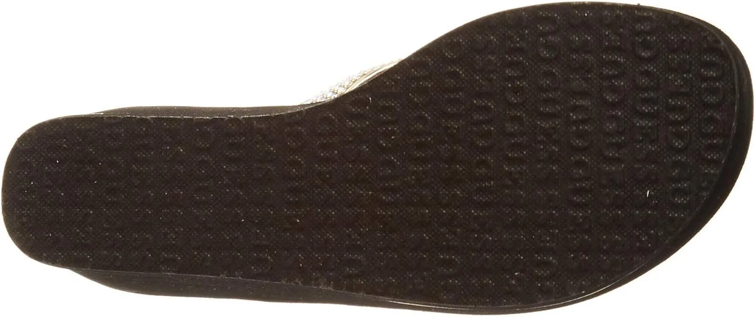 GUESS Women's Sarraly Wedge Sandal