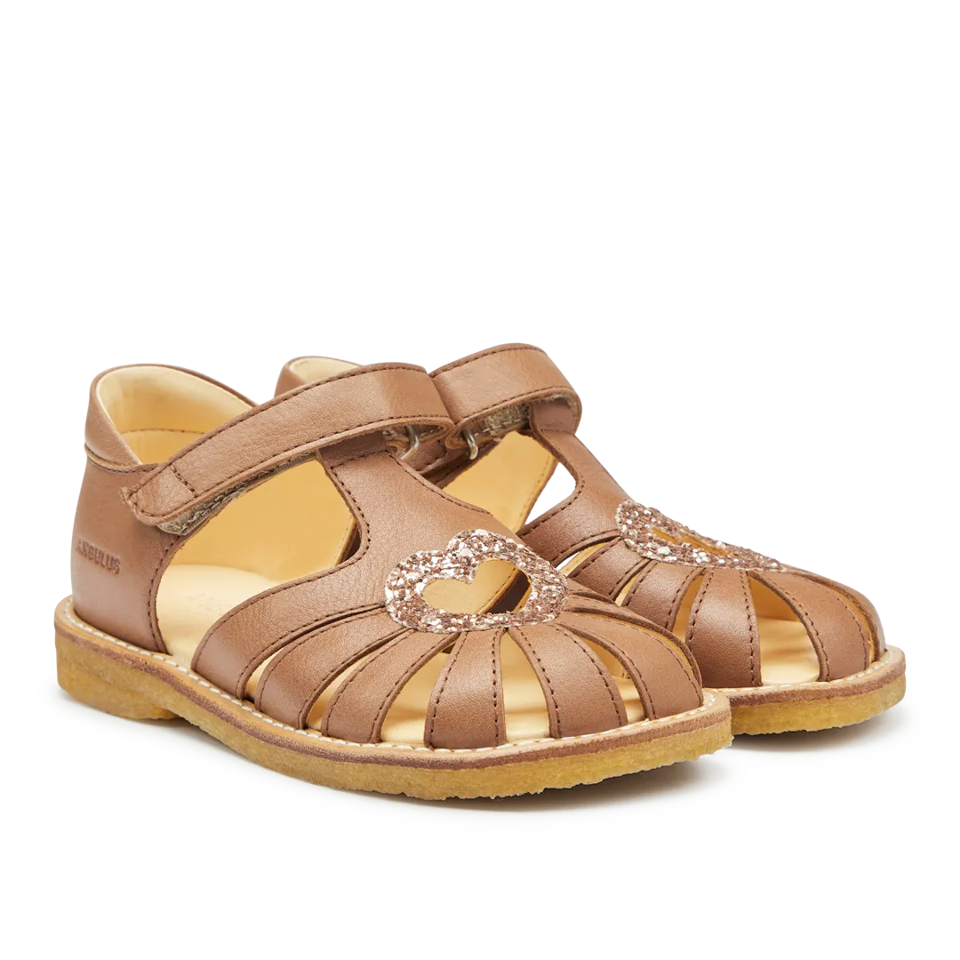 Heart sandal with sparkling glitter heart