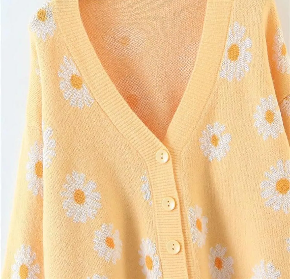 Hyipels Women's Long Sleeve Cardigan Sweater,Cute Y2K Top Knit Colorful Patterned V Neck Button Outwear S~XL