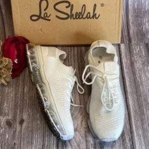 La Sheelah New Bubble Air Cushion Lace Up Knitted White Sneakers 8M