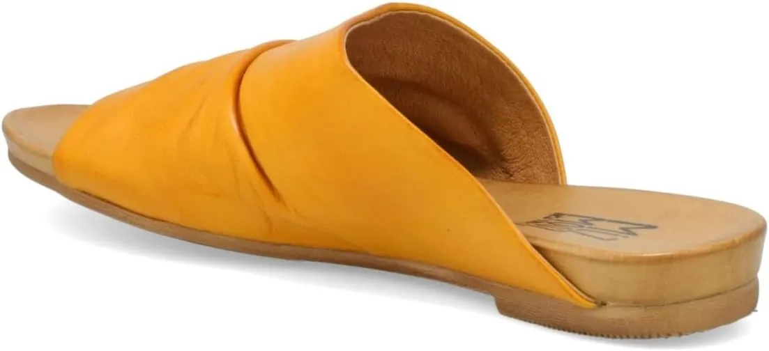 Miz Mooz Aria Women's Comfort Sandal