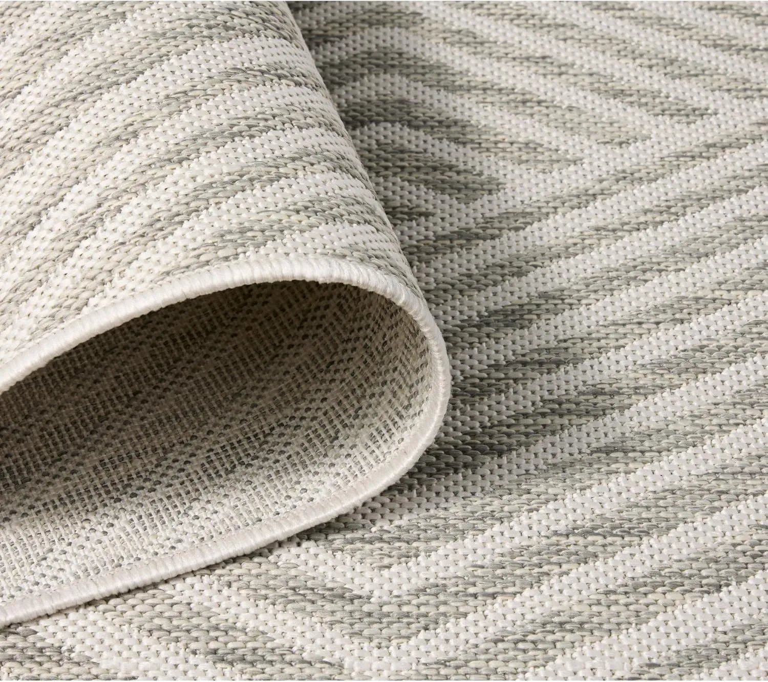 Nicole Miller New York Patio Country Ombre Geo Indoor Outdoor Area Rug, UV Fade Resistant, Low Pile, Grey/Cream, 5'2"x7'2"
