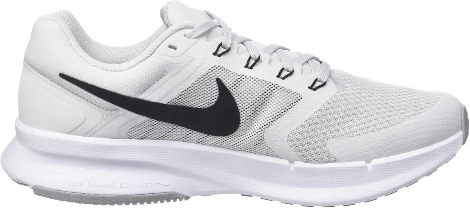 NIKE Men's Sneaker