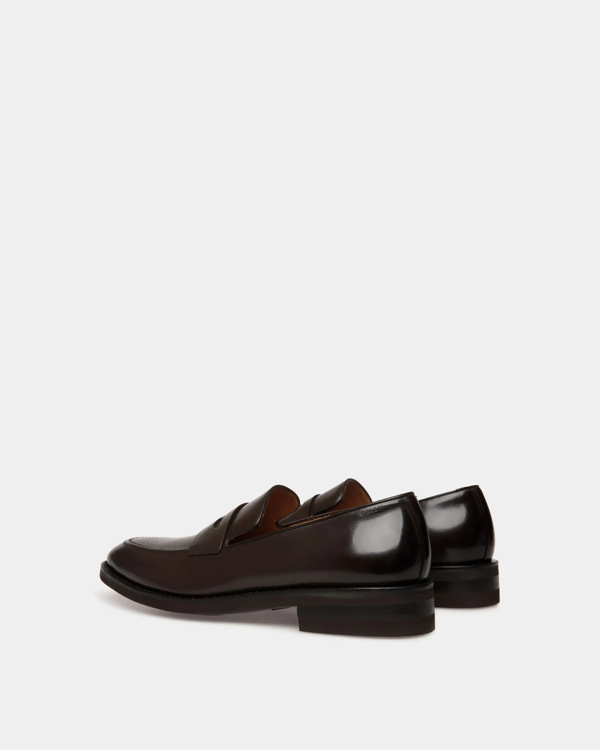 Scribe Un Loafer in Ebano Leather