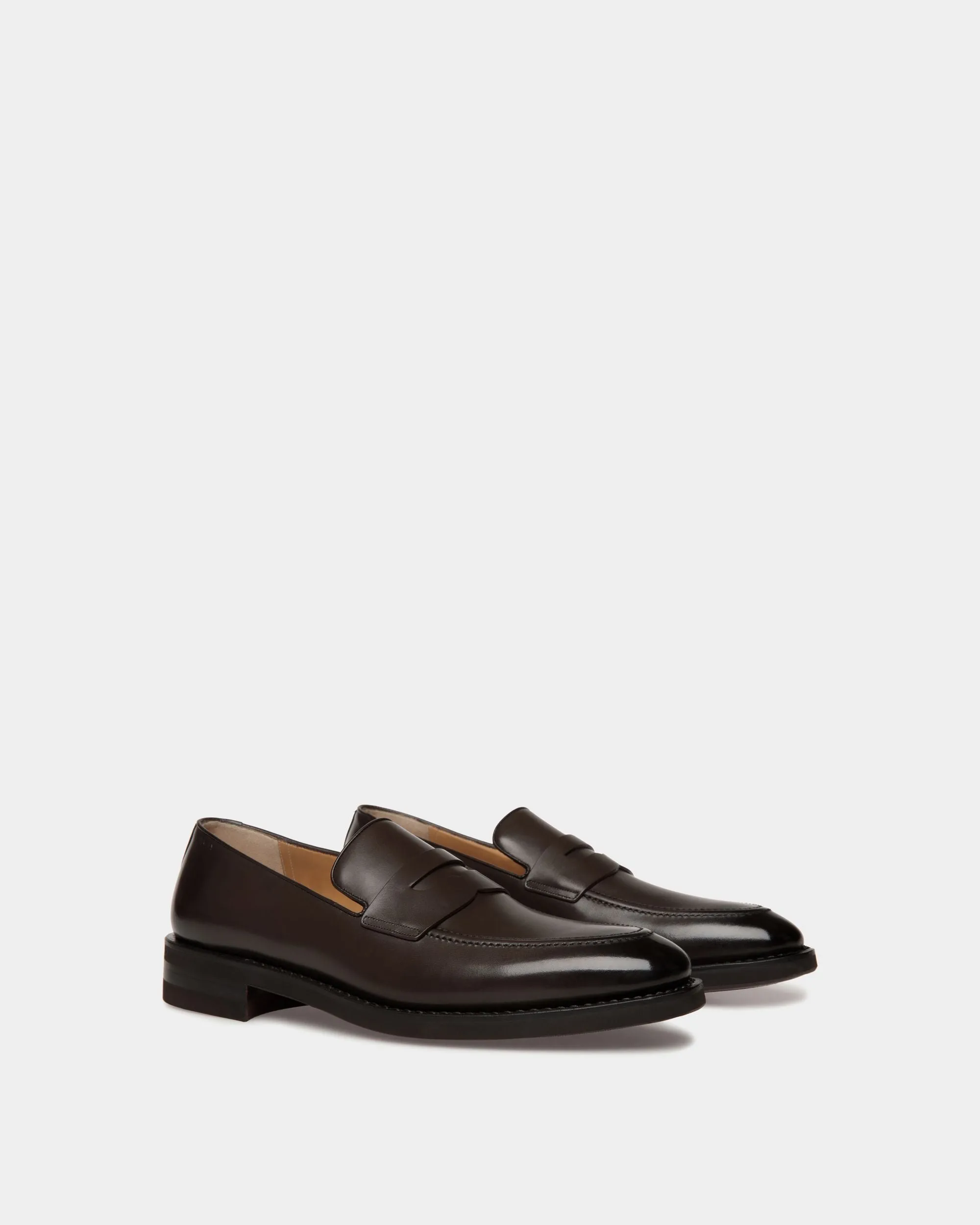 Scribe Un Loafer in Ebano Leather