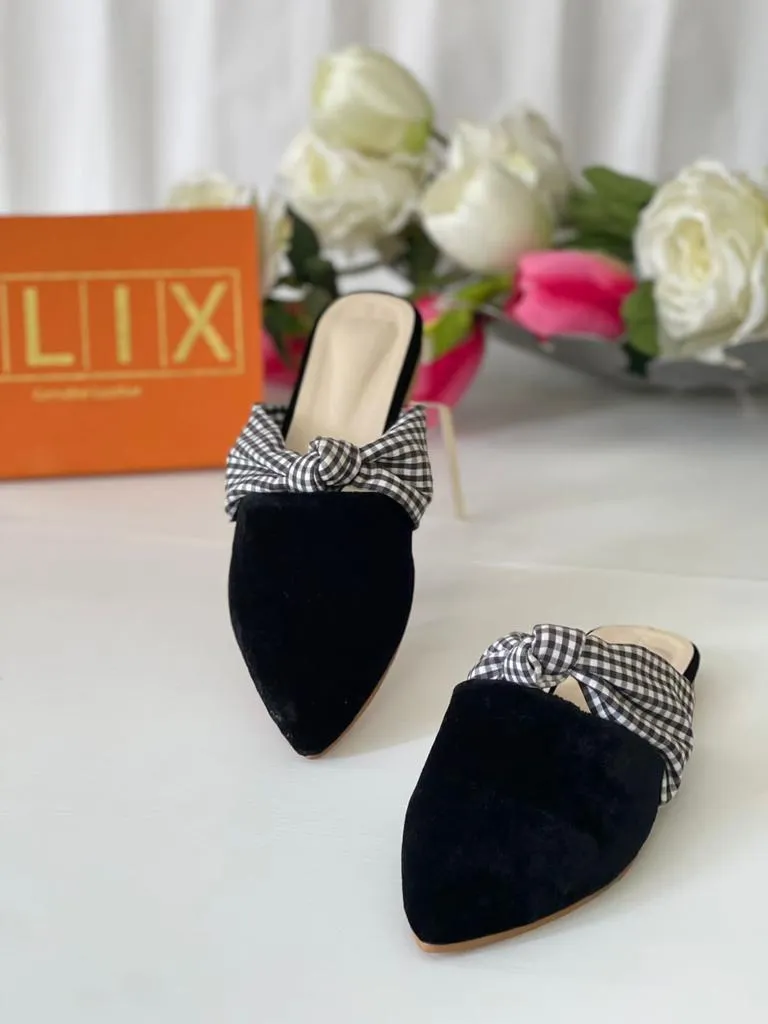 Simple Black Color Flats