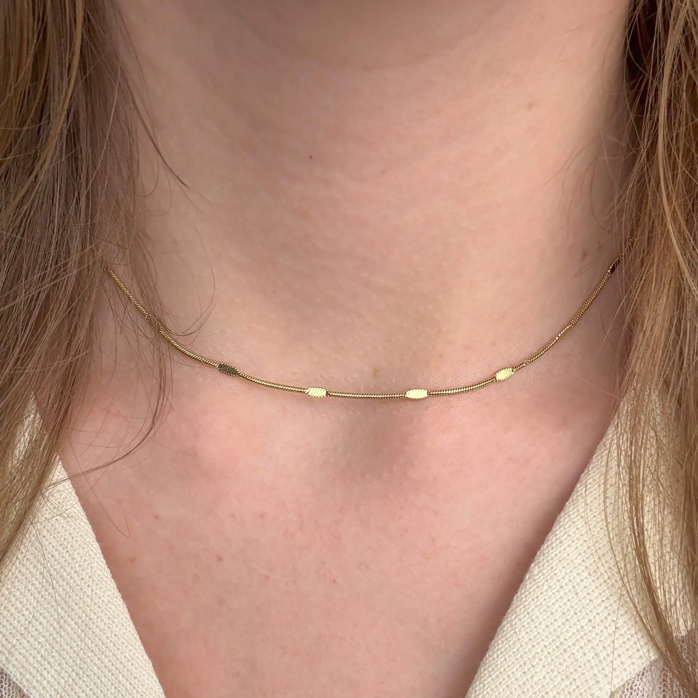 Simple Chain Flat Dot