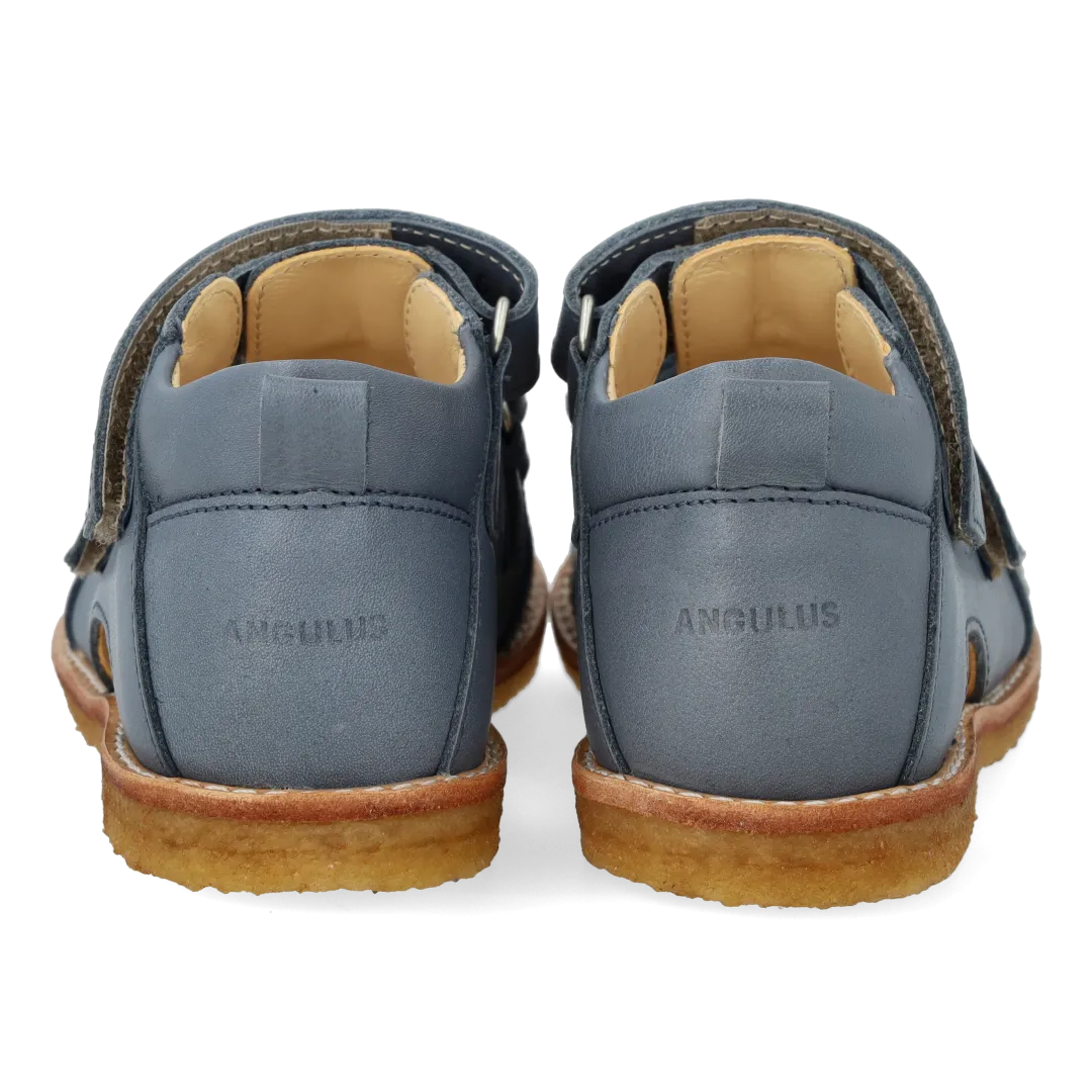 Starter sandal with velcro closure