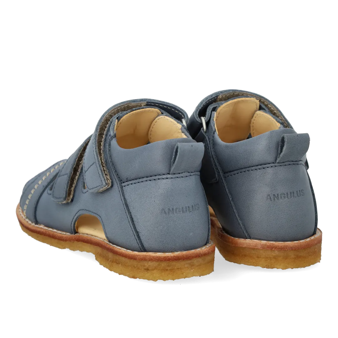 Starter sandal with velcro closure