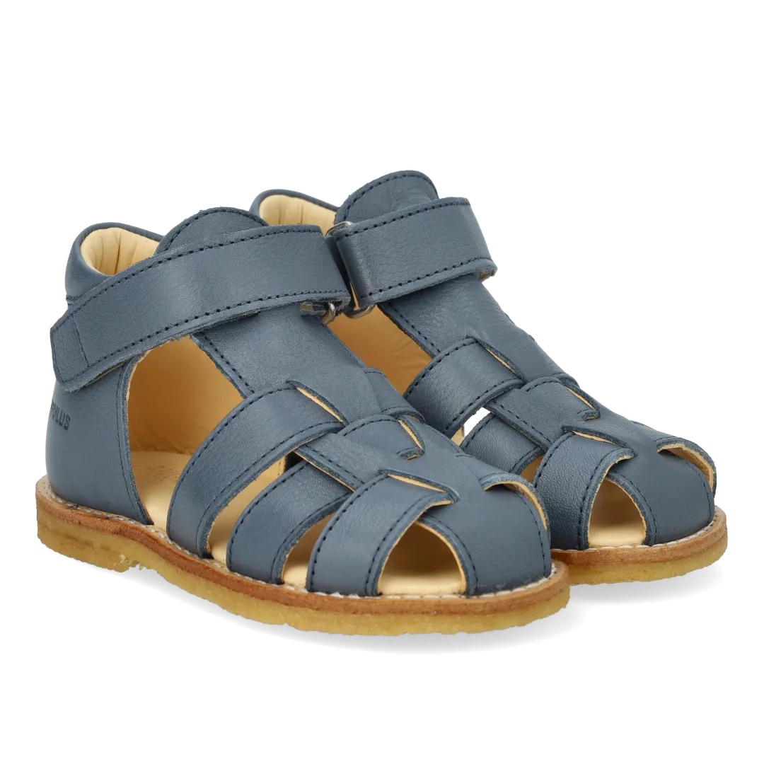 Starter sandal with velcro closure