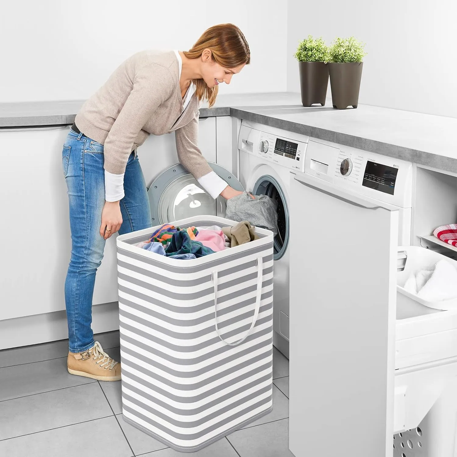 StorageRight Laundry Basket Hamper Large Collapsible Laundry Hamper with Easy Carry Handles，Freestanding Clothes Hampers for Laundry, Bedroom, Dorm, Clothes, Towels, 75L, Grey