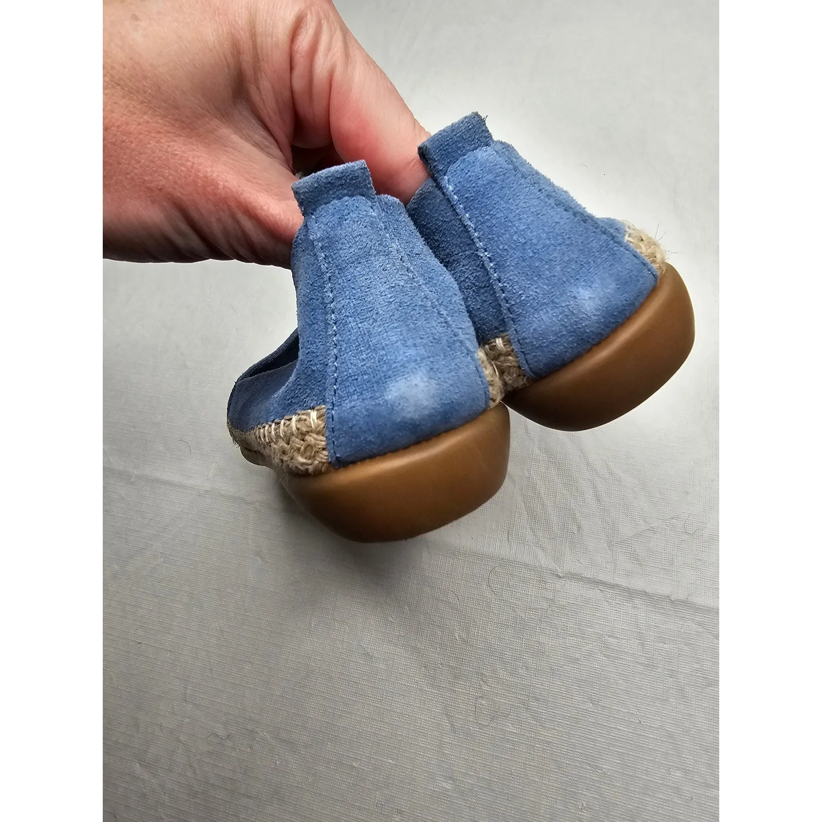 The Flexx Womens Sz 6 Slip On Shoes Blue Suede Espadrille Flats