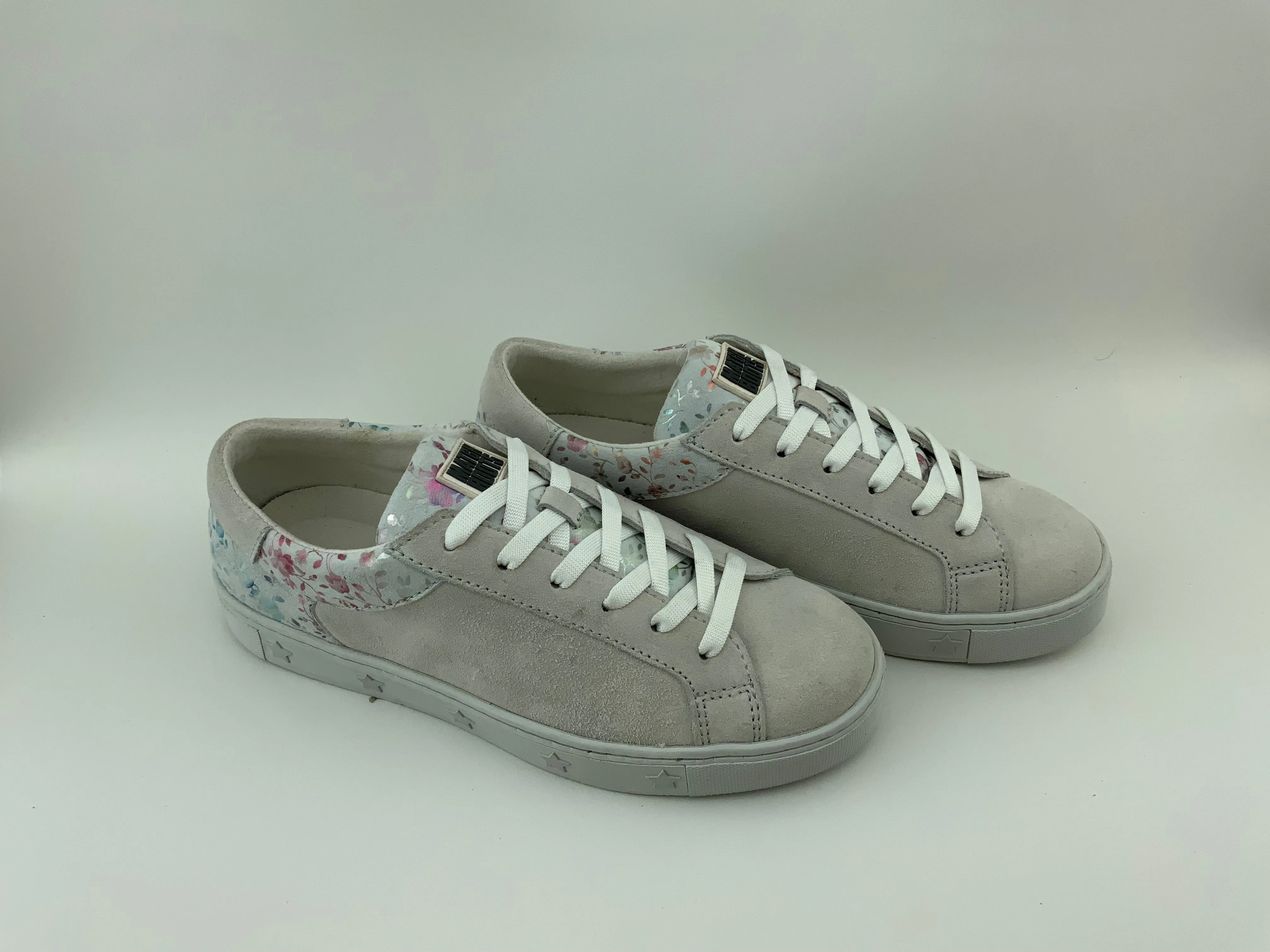 The Supreme Romantic Collection - Soft Cream | Women