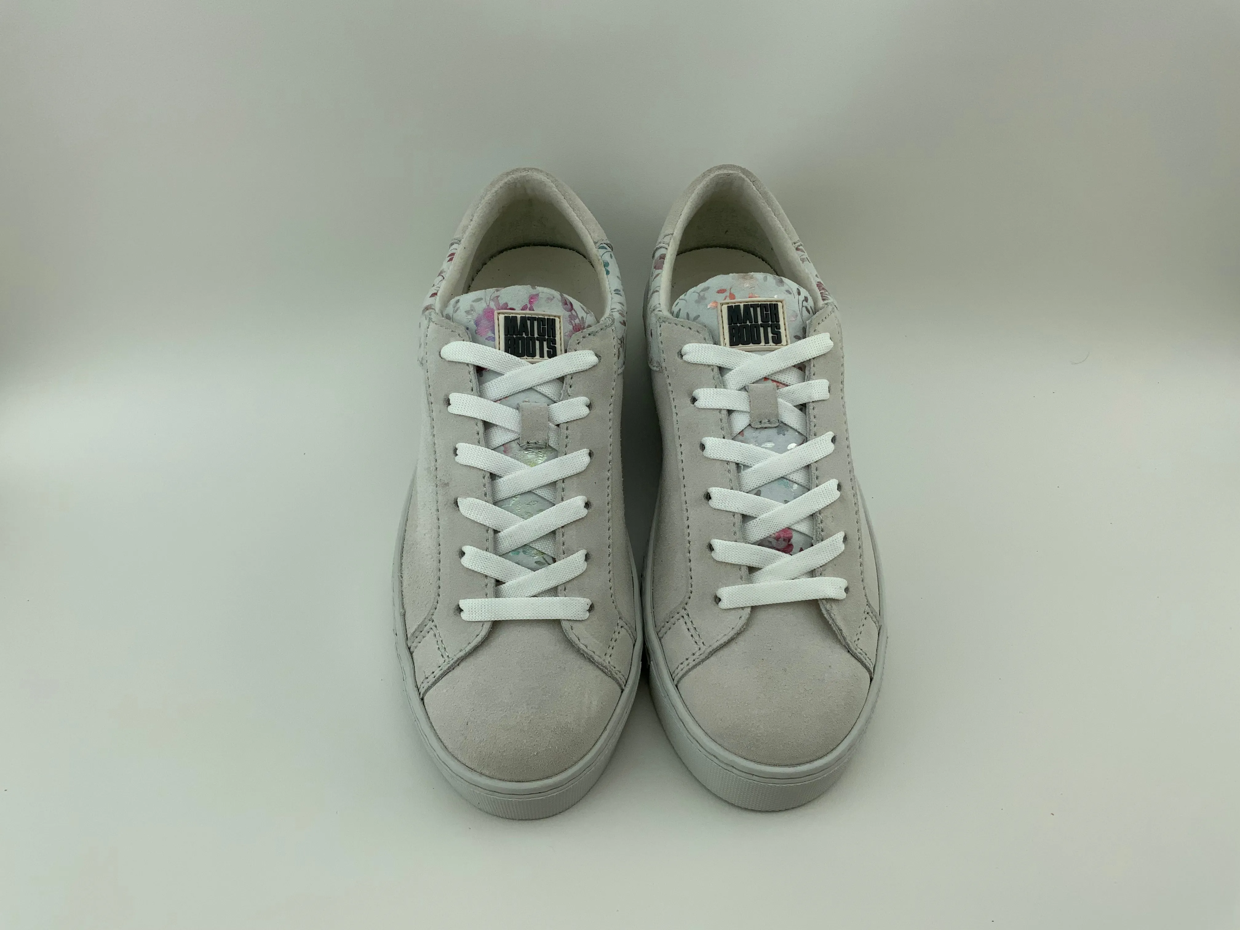 The Supreme Romantic Collection - Soft Cream | Women
