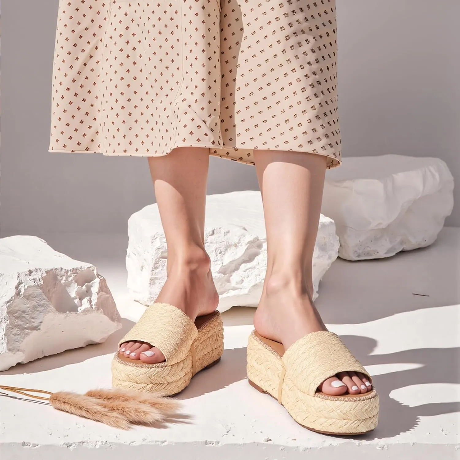 VOMIRA Platform Sandals Women Espadrille Wedge Sandals for Women Open Toe Slip On Flatform Rafiia Slide Sandals Summer Beach Sandals Bohemia Dressy Sandals