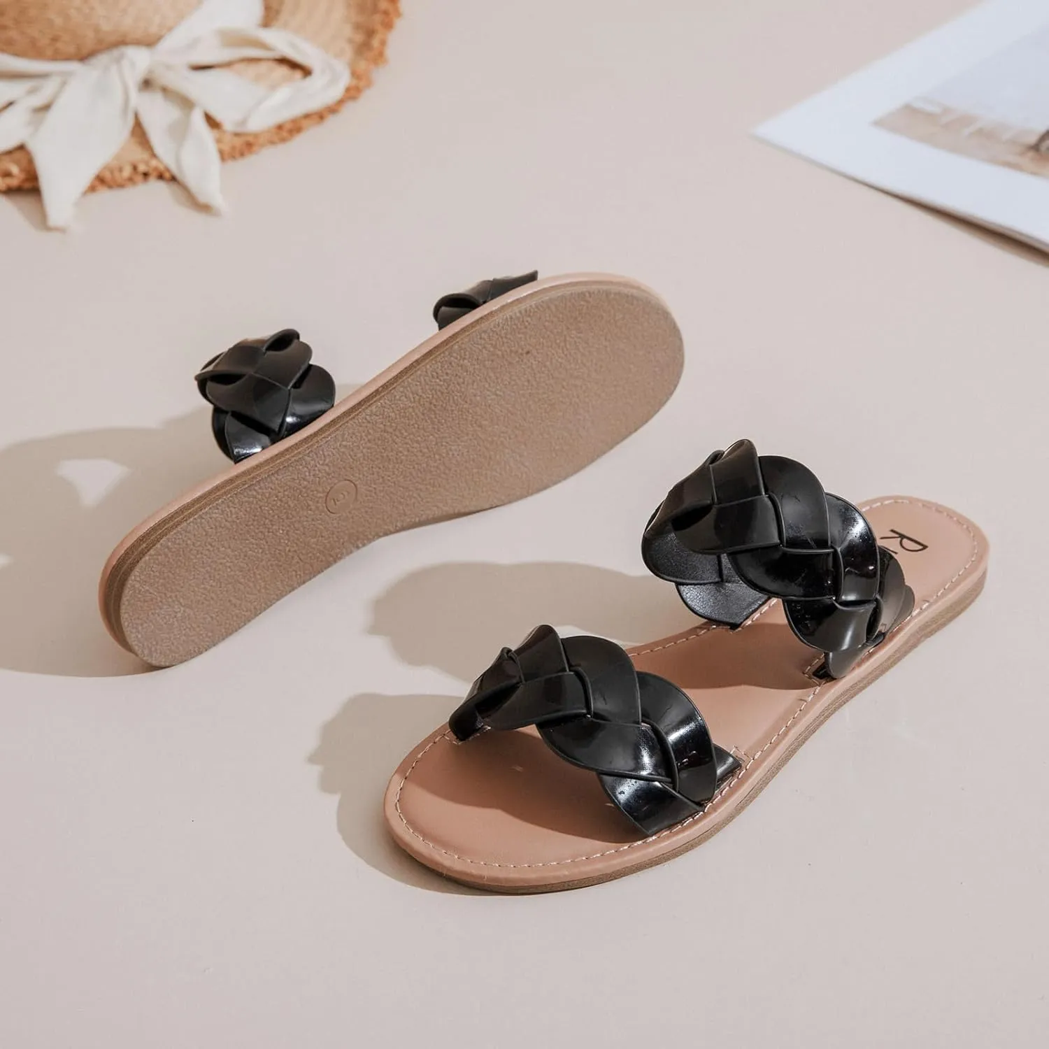 Women's Flat Slides Sandals, Summer Slippers Comfortable Braided Strap Round Open Toe Casual Beach Shoes for Women.